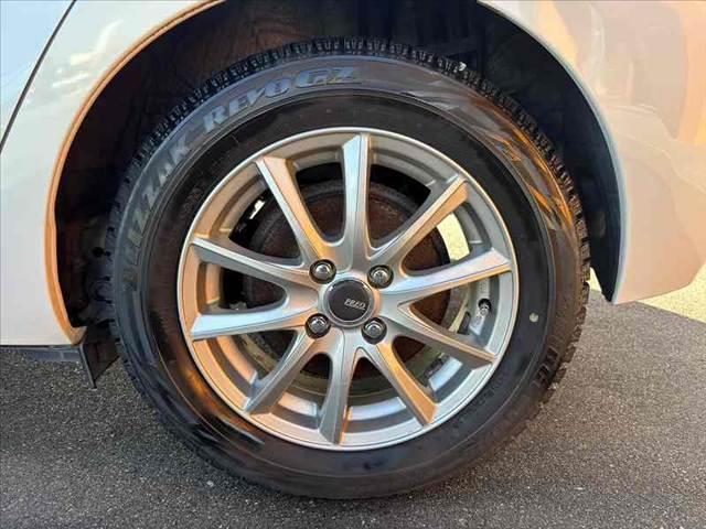 アクア S 禁煙 ナビ TV DVD再生 ETC オートヘッドライト マット バイザー 電格ウインカーミラー オートエアコン ヘッドライトレベライザー ISOFIXシート Pガラス Rワイパー SRSエアB(39枚目)