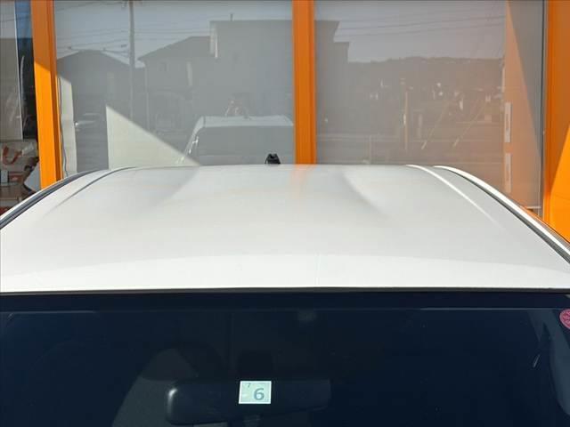 アクア S 禁煙 ナビ TV DVD再生 ETC オートヘッドライト マット バイザー 電格ウインカーミラー オートエアコン ヘッドライトレベライザー ISOFIXシート Pガラス Rワイパー SRSエアB(40枚目)