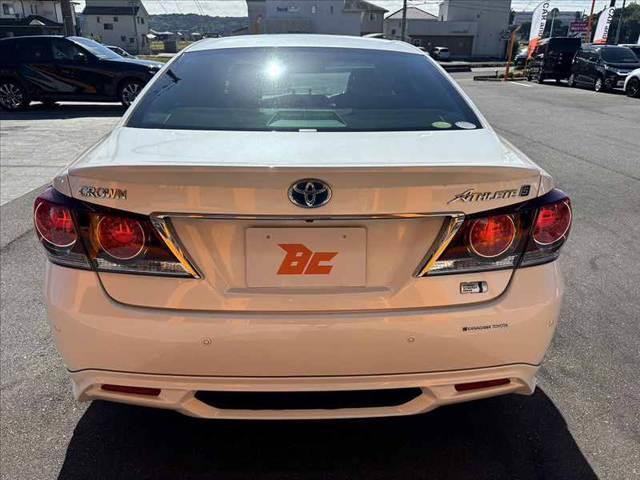 クラウンハイブリッド アスリートS 禁煙 ムーンルーフ 黒革シート シートヒーター ベンチレーション クリアランスソナー 8型フルセグナビ Bluetooth Bカメラ 社外エアロ 18インチスパッタリングAW スマートキ2個 Pスタ(14枚目)