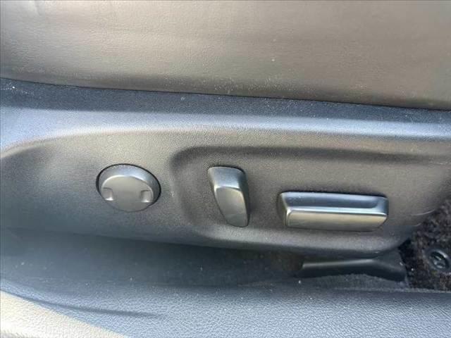 クラウンハイブリッド アスリートS 禁煙 ムーンルーフ 黒革シート シートヒーター ベンチレーション クリアランスソナー 8型フルセグナビ Bluetooth Bカメラ 社外エアロ 18インチスパッタリングAW スマートキ2個 Pスタ(31枚目)