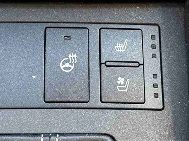 RC RC350 Fスポーツ 禁煙 ムーンルーフ 角型LEDヘッド BSM クリアランスソナー プリクラッシュS フルセグナビ Bluetooth シートヒーター ベンチレーション パドルシフト Pシート ETC オレンジキャリパ(4枚目)