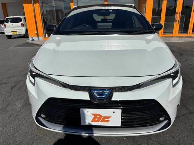 カローラツーリング ハイブリッド ダブルバイビー 禁煙 後期 ツートンルーフ BSM 10.5型ディスプレイ ナビキット ETC2.0 ACコンセント Bluetooth Bカメラ LEDヘッド BSM スマートキー2個 Pスタート レーダークルーズ(9枚目)