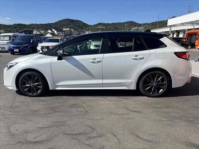 カローラツーリング ハイブリッド ダブルバイビー 禁煙 後期 ツートンルーフ BSM 10.5型ディスプレイ ナビキット ETC2.0 ACコンセント Bluetooth Bカメラ LEDヘッド BSM スマートキー2個 Pスタート レーダークルーズ(12枚目)