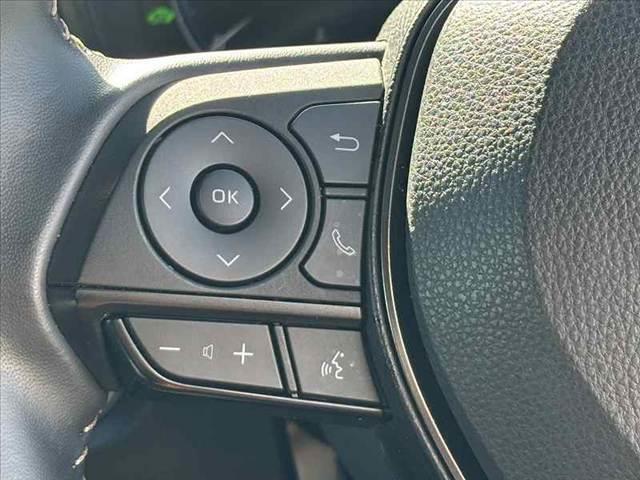 カローラツーリング ハイブリッド ダブルバイビー 禁煙 後期 ツートンルーフ BSM 10.5型ディスプレイ ナビキット ETC2.0 ACコンセント Bluetooth Bカメラ LEDヘッド BSM スマートキー2個 Pスタート レーダークルーズ(26枚目)