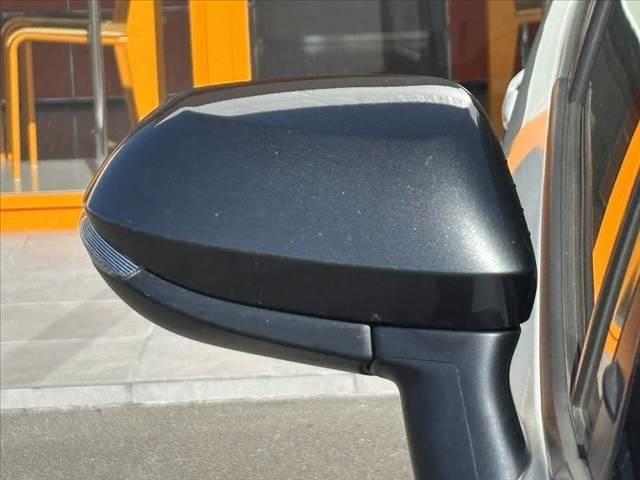 カローラツーリング ハイブリッド ダブルバイビー 禁煙 後期 ツートンルーフ BSM 10.5型ディスプレイ ナビキット ETC2.0 ACコンセント Bluetooth Bカメラ LEDヘッド BSM スマートキー2個 Pスタート レーダークルーズ(32枚目)