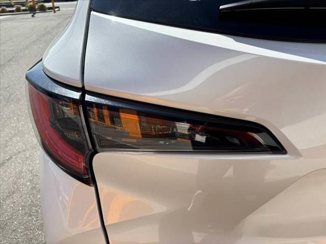 カローラツーリング ハイブリッド ダブルバイビー 禁煙 後期 ツートンルーフ BSM 10.5型ディスプレイ ナビキット ETC2.0 ACコンセント Bluetooth Bカメラ LEDヘッド BSM スマートキー2個 Pスタート レーダークルーズ(36枚目)