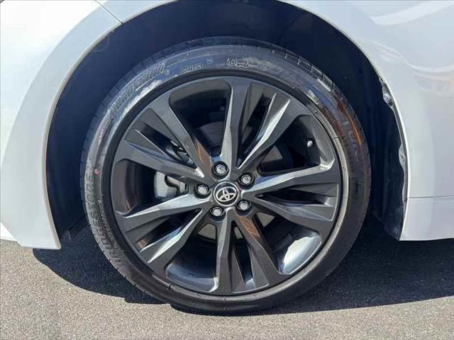 カローラツーリング ハイブリッド ダブルバイビー 禁煙 後期 ツートンルーフ BSM 10.5型ディスプレイ ナビキット ETC2.0 ACコンセント Bluetooth Bカメラ LEDヘッド BSM スマートキー2個 Pスタート レーダークルーズ(39枚目)