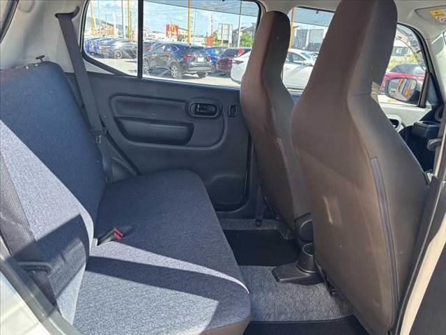 アルト L ディスプレイオーディオ Bカメラ セーフティサポート Pセンサー シートヒーター Aストップ ステリモ USB端子 スペアキー Aライト 電格ミラー サイドバイザー フロアマット SRSエアバッグ(17枚目)