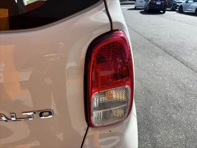 アルト L ディスプレイオーディオ Bカメラ セーフティサポート Pセンサー シートヒーター Aストップ ステリモ USB端子 スペアキー Aライト 電格ミラー サイドバイザー フロアマット SRSエアバッグ(32枚目)