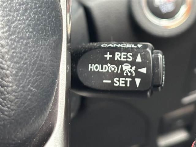 ハイラックス Z GRスポーツ 禁煙 後期 ベッドライナー トノカバー 4WD 8型ディスプレイオーディオ ナビキット Bluetooth プリクラッシュ LDA Aストップ クリソナ ETC USBソケット ACソケット(5枚目)