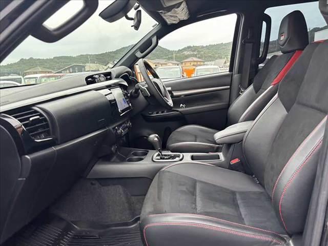 ハイラックス Z GRスポーツ 禁煙 後期 ベッドライナー トノカバー 4WD 8型ディスプレイオーディオ ナビキット Bluetooth プリクラッシュ LDA Aストップ クリソナ ETC USBソケット ACソケット(18枚目)