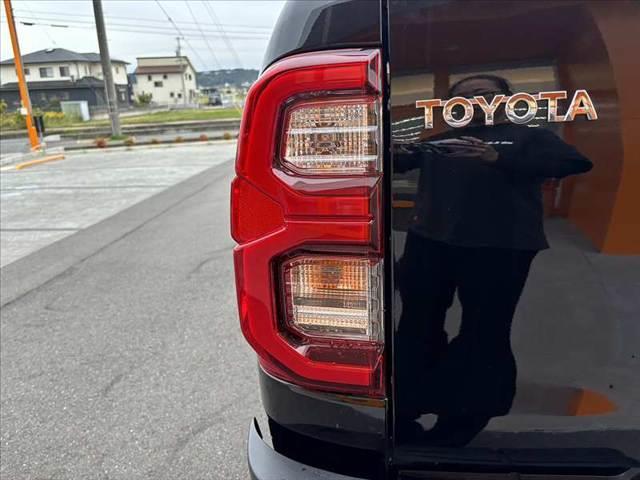 ハイラックス Z GRスポーツ 禁煙 後期 ベッドライナー トノカバー 4WD 8型ディスプレイオーディオ ナビキット Bluetooth プリクラッシュ LDA Aストップ クリソナ ETC USBソケット ACソケット(34枚目)