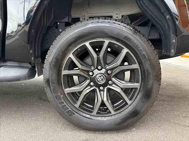 ハイラックス Z GRスポーツ 禁煙 後期 ベッドライナー トノカバー 4WD 8型ディスプレイオーディオ ナビキット Bluetooth プリクラッシュ LDA Aストップ クリソナ ETC USBソケット ACソケット(39枚目)
