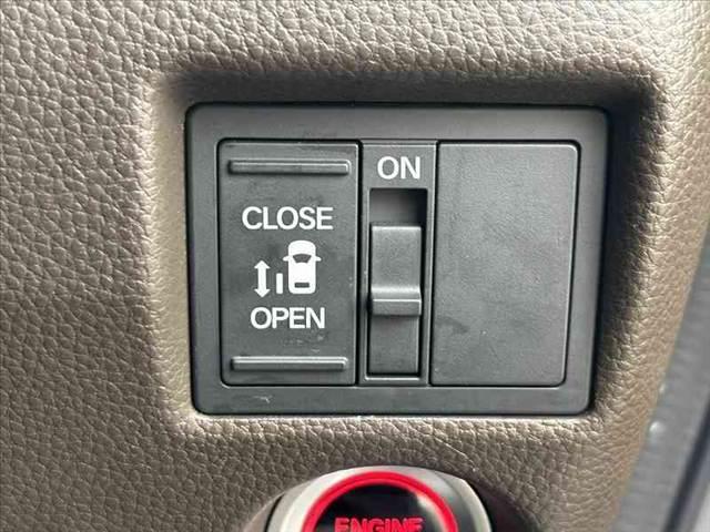 N-BOX  禁煙 後期 ホンダセンシング 電動スライド 純正オーディオ オートLEDヘッド レーダークルーズ レーンキープ シートヒーター バックテーブル 電格ミラー スマートキー Pスタート ISOFIX(5枚目)