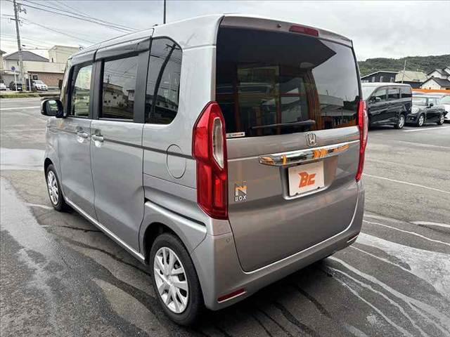 N-BOX  禁煙 後期 ホンダセンシング 電動スライド 純正オーディオ オートLEDヘッド レーダークルーズ レーンキープ シートヒーター バックテーブル 電格ミラー スマートキー Pスタート ISOFIX(13枚目)