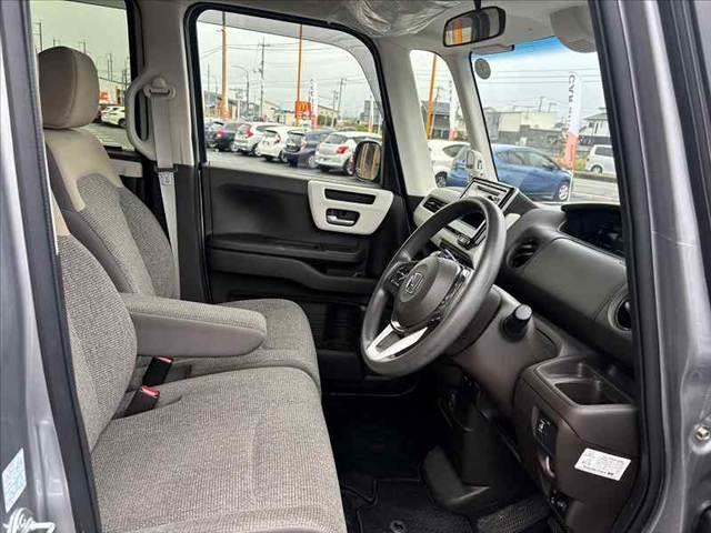 N-BOX  禁煙 後期 ホンダセンシング 電動スライド 純正オーディオ オートLEDヘッド レーダークルーズ レーンキープ シートヒーター バックテーブル 電格ミラー スマートキー Pスタート ISOFIX(16枚目)