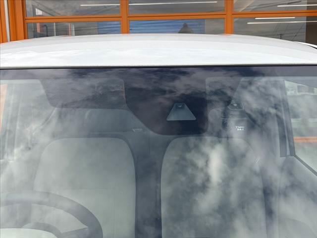 デイズ  禁煙 4WD エマージェンシーブレーキ オートライト キーレスキー Aストップ Aハイビーム クリアランスソナー アームレスト シートリフター チルステ ACソケット Pガラス SRSエアB(24枚目)