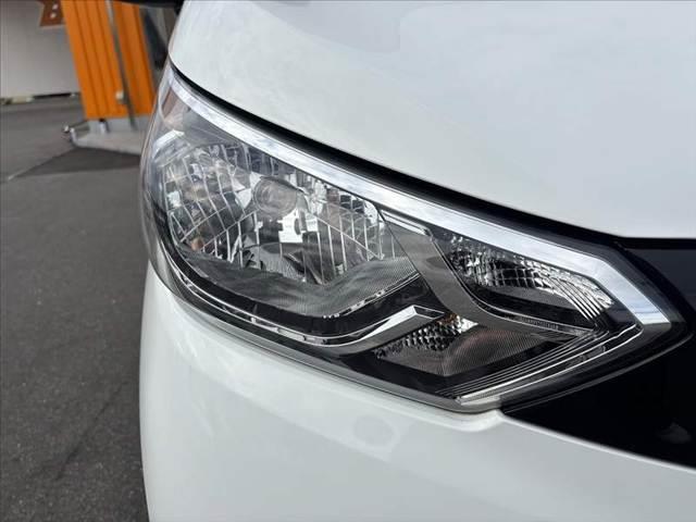 デイズ  禁煙 4WD エマージェンシーブレーキ オートライト キーレスキー Aストップ Aハイビーム クリアランスソナー アームレスト シートリフター チルステ ACソケット Pガラス SRSエアB(27枚目)