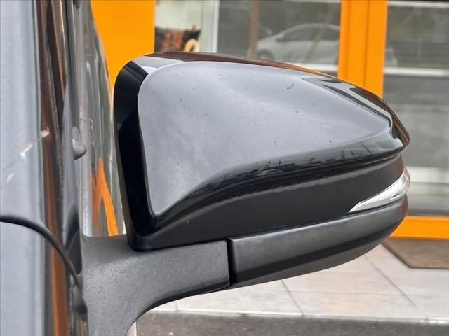 ノア X Vパッケージ 4WD 電スラドア 純正ナビ フルセグ Bカメラ BT DVD再生 キーレス ビルトインETC マット バイザー オートエアコン ACソケット 電格ウインカーミラー Pガラス ステリモ SRSエアB(28枚目)