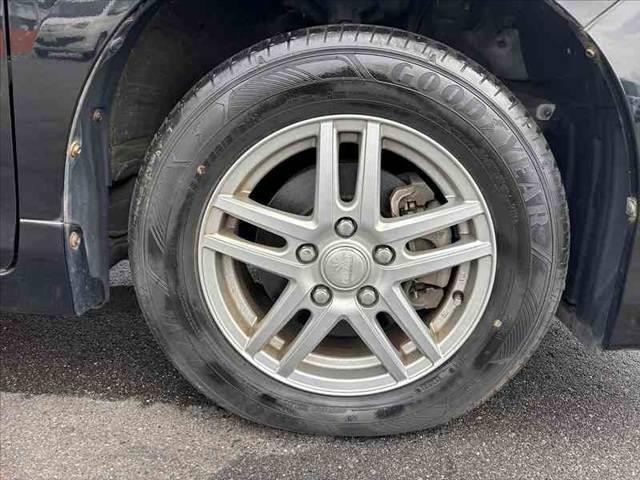 ノア X Vパッケージ 4WD 電スラドア 純正ナビ フルセグ Bカメラ BT DVD再生 キーレス ビルトインETC マット バイザー オートエアコン ACソケット 電格ウインカーミラー Pガラス ステリモ SRSエアB(33枚目)