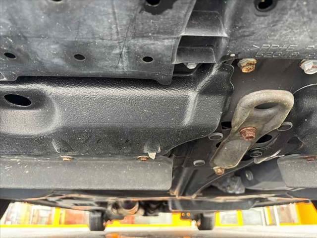 ノア X Vパッケージ 4WD 電スラドア 純正ナビ フルセグ Bカメラ BT DVD再生 キーレス ビルトインETC マット バイザー オートエアコン ACソケット 電格ウインカーミラー Pガラス ステリモ SRSエアB(38枚目)