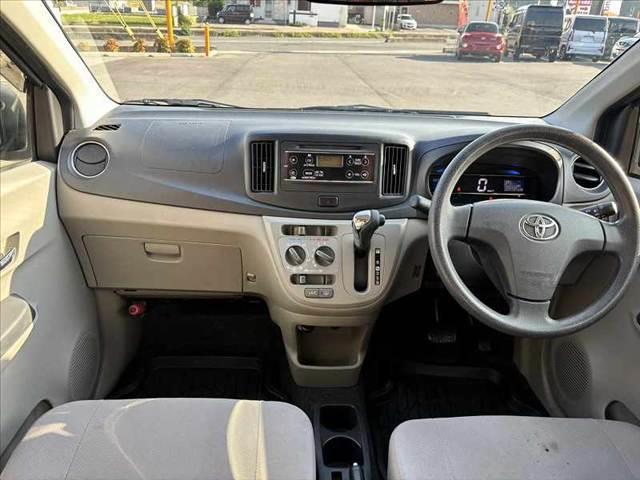 ピクシスエポック  後期 純正オーディオ キーレス 電格ミラー 純正14インチアルミ プライバシーガラス SRSエアバッグ ABS セキュリティーアラーム アイドリングストップ サイドバイザー パワードアロック(2枚目)