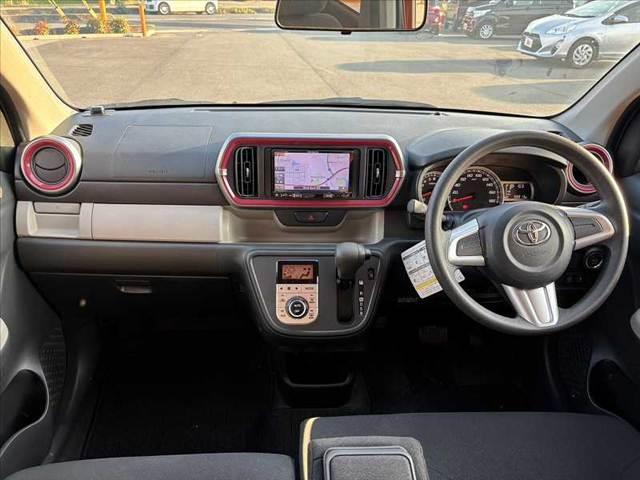 パッソ モーダ フルセグナビ スマートキー2個 LEDヘッドライト DVD再生 オートエアコン アイドリングストップ プライバシーガラス 電格ミラー シートリフター SRSエアバッグ リアワイパー ベンチシート(2枚目)