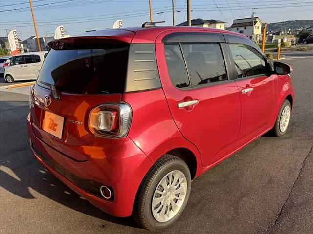 パッソ モーダ フルセグナビ スマートキー2個 LEDヘッドライト DVD再生 オートエアコン アイドリングストップ プライバシーガラス 電格ミラー シートリフター SRSエアバッグ リアワイパー ベンチシート(15枚目)