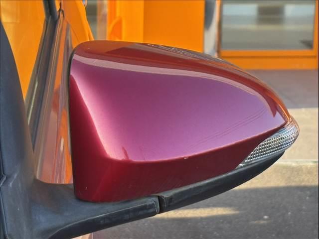 パッソ モーダ フルセグナビ スマートキー2個 LEDヘッドライト DVD再生 オートエアコン アイドリングストップ プライバシーガラス 電格ミラー シートリフター SRSエアバッグ リアワイパー ベンチシート(26枚目)