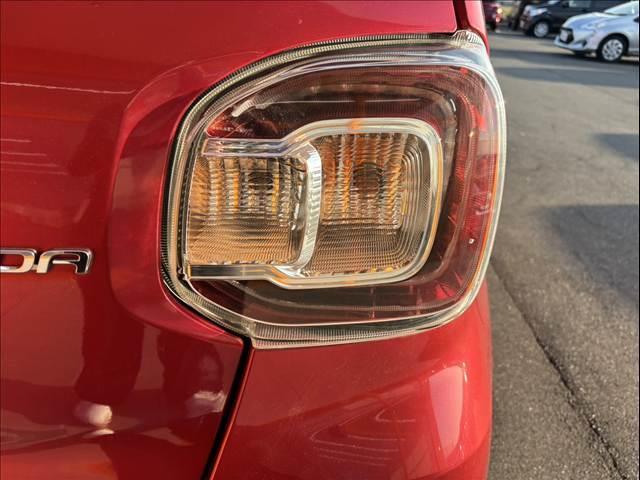 パッソ モーダ フルセグナビ スマートキー2個 LEDヘッドライト DVD再生 オートエアコン アイドリングストップ プライバシーガラス 電格ミラー シートリフター SRSエアバッグ リアワイパー ベンチシート(30枚目)