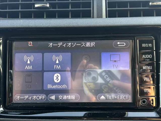 アクア Sスタイルブラック 禁煙 中期 純正ナビ 地デジ Bluetooth スマートキー Pスタート Bカメラ プリクラッシュ Aヘッドランプ Aハイビーム ステリモ ISOFIX アームレスト ACソケット コーナーポール(21枚目)