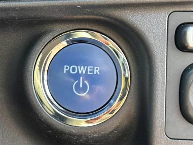 アクア Sスタイルブラック 禁煙 中期 純正ナビ 地デジ Bluetooth スマートキー Pスタート Bカメラ プリクラッシュ Aヘッドランプ Aハイビーム ステリモ ISOFIX アームレスト ACソケット コーナーポール(24枚目)