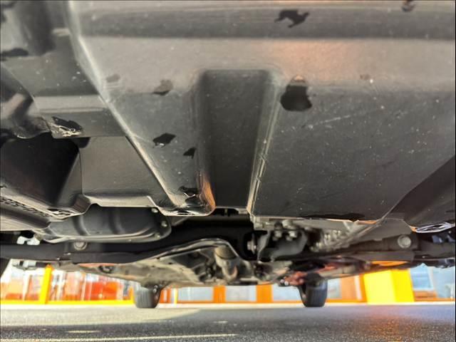 アクア Sスタイルブラック 禁煙 中期 純正ナビ 地デジ Bluetooth スマートキー Pスタート Bカメラ プリクラッシュ Aヘッドランプ Aハイビーム ステリモ ISOFIX アームレスト ACソケット コーナーポール(41枚目)