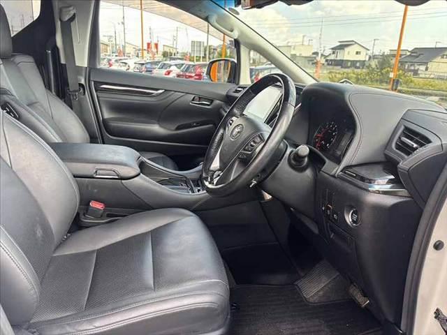 アルファード 2.5S Cパッケージ ディスプレイオーディオ ナビキット 後席フリップM 三眼LED デジタルミラー BSM クリソナ メモリ付きPシート シートヒーター ベンチレーション レーダークルーズ LDA フルセグ(16枚目)