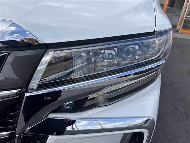 アルファード 2.5S Cパッケージ ディスプレイオーディオ ナビキット 後席フリップM 三眼LED デジタルミラー BSM クリソナ メモリ付きPシート シートヒーター ベンチレーション レーダークルーズ LDA フルセグ(40枚目)