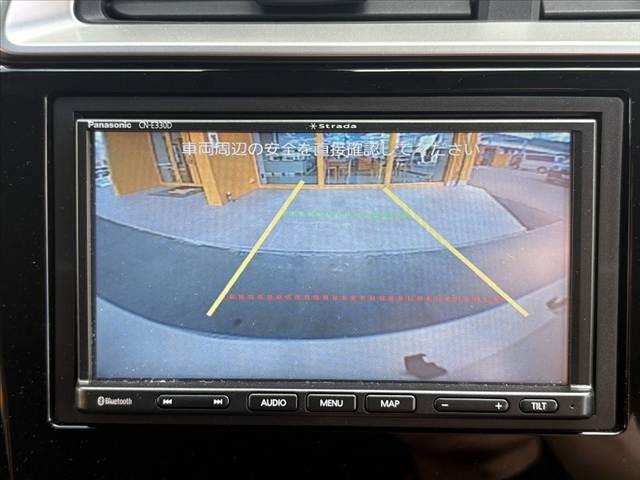 フィット  CTBA クルコン ナビ TV Bカメラ BT ETC スペアキー オートLEDヘッド マット バイザー Pスタート Pガラス 電格ウインカーミラー ACソケット アームレスト SRSエアB(4枚目)