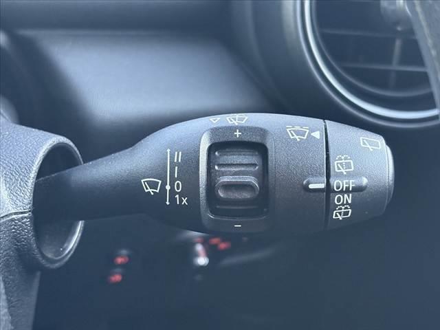 MINI ワン 禁煙メーカーナビ キーレス プッシュスタート Bluetooth ACソケット アイドリングストップ ISOFIXシート USBポート AUX アームレストBOX フロアマット フォグランプ(22枚目)