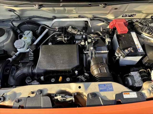 ハスラー 　禁煙　ホワイトルーフツートン　レーダーブレーキサポート　ナビ　ＴＶ　前列シートヒーター　スペアキー　オートＨＩＤヘッド　Ｐスタート　マット　バイザー　シート下収納　電格ミラー　ＡＣソケット　Ａストップ（42枚目）