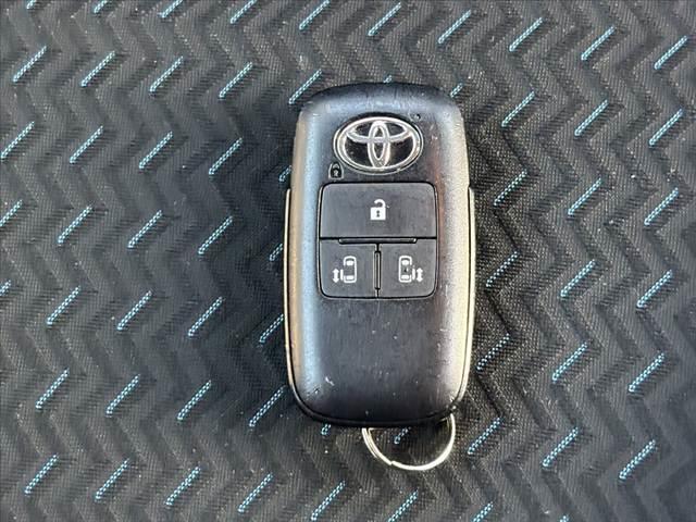 ルーミー カスタムＧ　禁煙　後期　ツートン　パノラミックビューモニター　スマアシ　両電　フルセグナビ　Ｂｌｕｅｔｏｏｔｈ　スマートキー　ＬＥＤ　アダプティブクルーズコントロール　アームレスト　ステリモ　ＥＴＣ（7枚目）