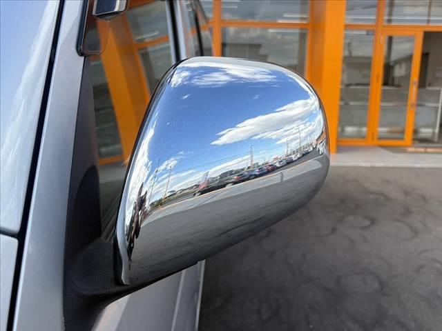 ハイエースバン ロングスーパーＧＬ　社外ナビ　地デジ　両面スライド　荷室ベットキット　ヒッチメンバー　キーレスキー　バックカメラ　リアクーラー　リアヒーター　大型センターコンソール　オートライト　フロントフォグ　運転席ＳＲＳエアバック（33枚目）