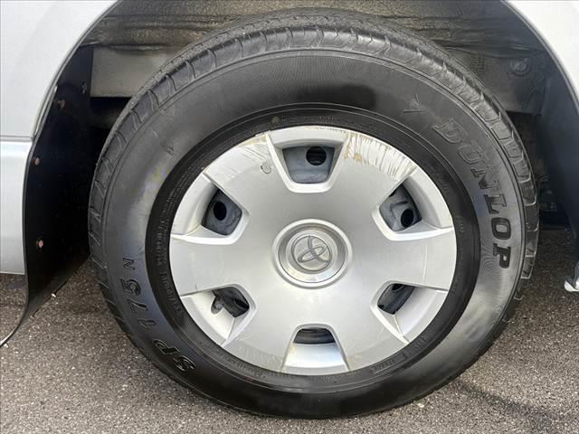 ハイエースバン ロングスーパーＧＬ　社外ナビ　地デジ　両面スライド　荷室ベットキット　ヒッチメンバー　キーレスキー　バックカメラ　リアクーラー　リアヒーター　大型センターコンソール　オートライト　フロントフォグ　運転席ＳＲＳエアバック（39枚目）