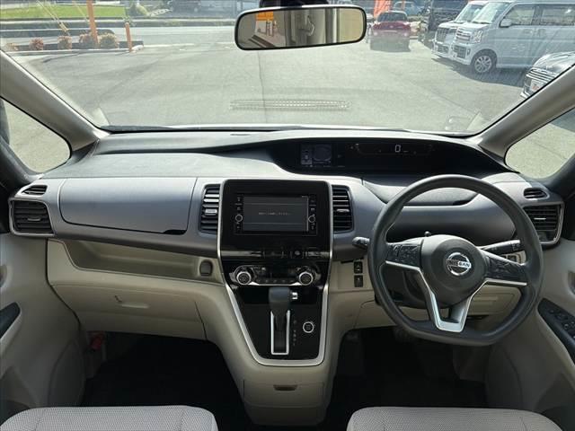 セレナ Ｘ　Ｖセレクション　禁煙　車検整備付　エマブレ　両電スラドア　アラビュー　ＦＲソナ－　純正ナビ　フルセグ　ＢＴ　ＤＶＤ再生　パーキングアシスト　クルコン　オートＬＥＤヘッド　電格ウインカーミラー　ステリモ（2枚目）