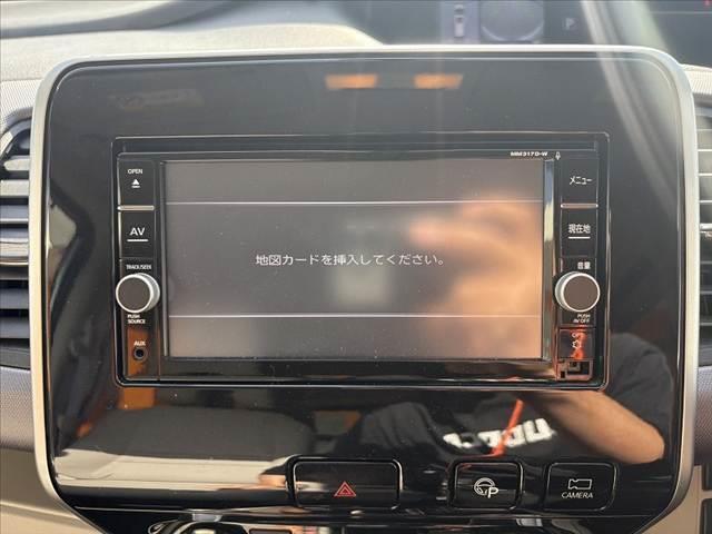 セレナ Ｘ　Ｖセレクション　禁煙　車検整備付　エマブレ　両電スラドア　アラビュー　ＦＲソナ－　純正ナビ　フルセグ　ＢＴ　ＤＶＤ再生　パーキングアシスト　クルコン　オートＬＥＤヘッド　電格ウインカーミラー　ステリモ（3枚目）