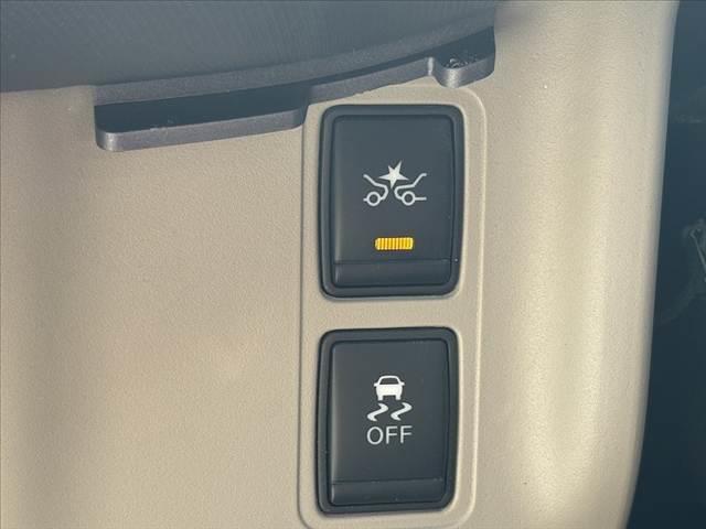 セレナ Ｘ　Ｖセレクション　禁煙　車検整備付　エマブレ　両電スラドア　アラビュー　ＦＲソナ－　純正ナビ　フルセグ　ＢＴ　ＤＶＤ再生　パーキングアシスト　クルコン　オートＬＥＤヘッド　電格ウインカーミラー　ステリモ（28枚目）