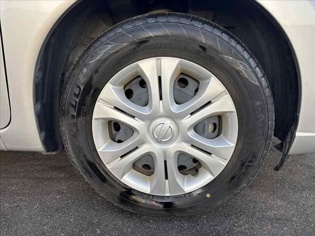 ノート e-パワー B 禁煙 車検整備付 後期 インテリジェントエマージェンシーブレーキ アラビュー オートライト スマートキー×2 デジタルインナーミラー ETC CDデッキ 電格ミラー Pガラス ハイビームアシスト(32枚目)