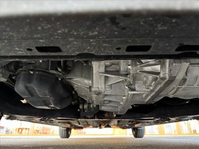 ノート e-パワー B 禁煙 車検整備付 後期 インテリジェントエマージェンシーブレーキ アラビュー オートライト スマートキー×2 デジタルインナーミラー ETC CDデッキ 電格ミラー Pガラス ハイビームアシスト(37枚目)