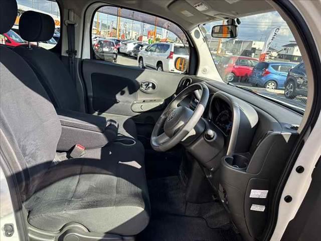 キューブ １５Ｘ　Ｖセレクション　禁煙　車検整備付　純正ナビ　フルセグ　Ｂカメラ　ＢＴ　ＤＶＤ再生　スペアキー　ＥＴＣ　ドラレコ　ステリモ　オートヘッドライト　オートエアコン　Ａストップ　革巻きステア　電格ミラー　ヘッドレベライザー（16枚目）