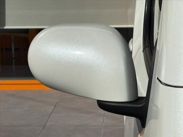 キューブ １５Ｘ　Ｖセレクション　禁煙　車検整備付　純正ナビ　フルセグ　Ｂカメラ　ＢＴ　ＤＶＤ再生　スペアキー　ＥＴＣ　ドラレコ　ステリモ　オートヘッドライト　オートエアコン　Ａストップ　革巻きステア　電格ミラー　ヘッドレベライザー（30枚目）