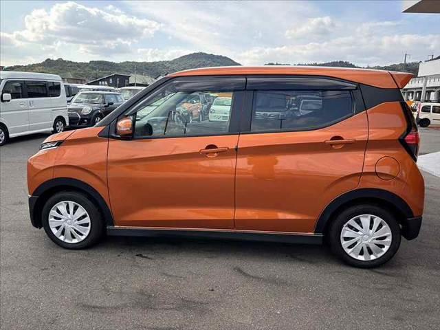 ｅＫクロス Ｍ　禁煙　ｅアシスト　ＬＥＤヘッドライト　シートヒーター　ＥＴＣ　純正ＣＤデッキ　パーキングセンサー　オートライト　電格ミラー　キーレス　レベライザー　プライバシーガラス　ＳＲＳエアバッグ（12枚目）