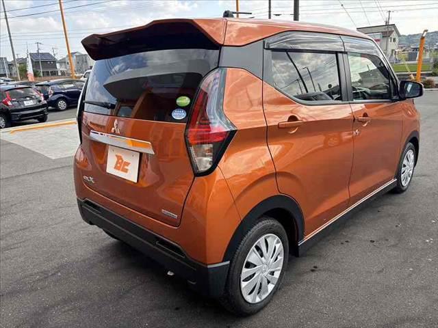 ｅＫクロス Ｍ　禁煙　ｅアシスト　ＬＥＤヘッドライト　シートヒーター　ＥＴＣ　純正ＣＤデッキ　パーキングセンサー　オートライト　電格ミラー　キーレス　レベライザー　プライバシーガラス　ＳＲＳエアバッグ（15枚目）